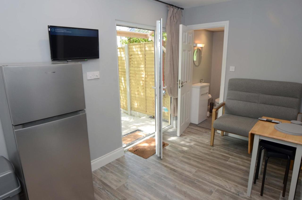 Tawny Lodge Westport Bagian luar foto