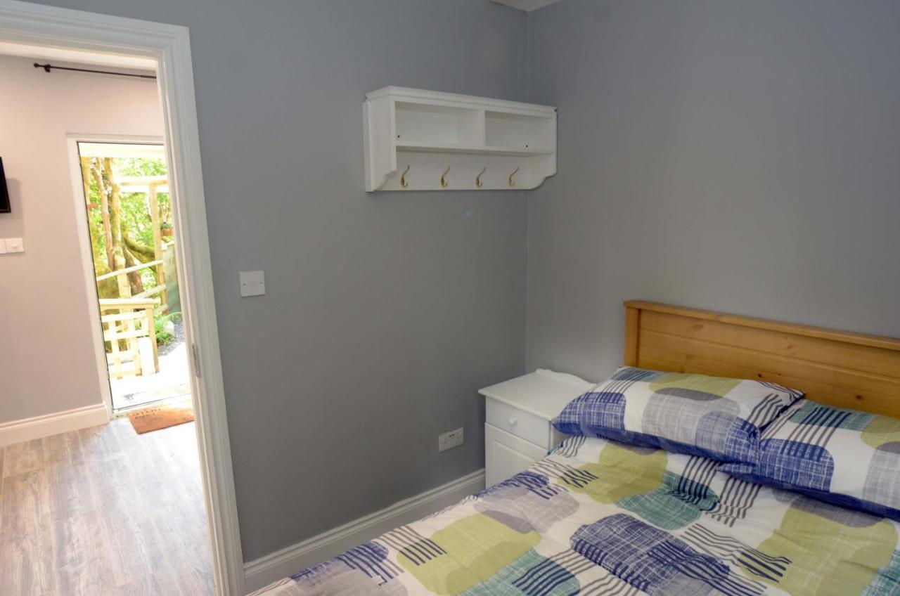 Tawny Lodge Westport Bagian luar foto