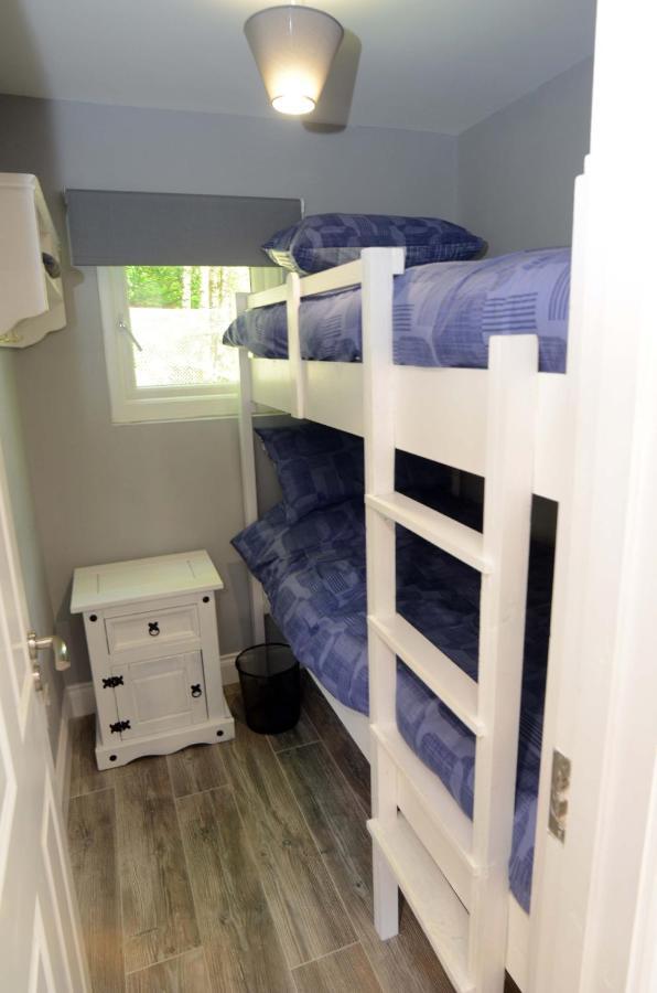 Tawny Lodge Westport Bagian luar foto